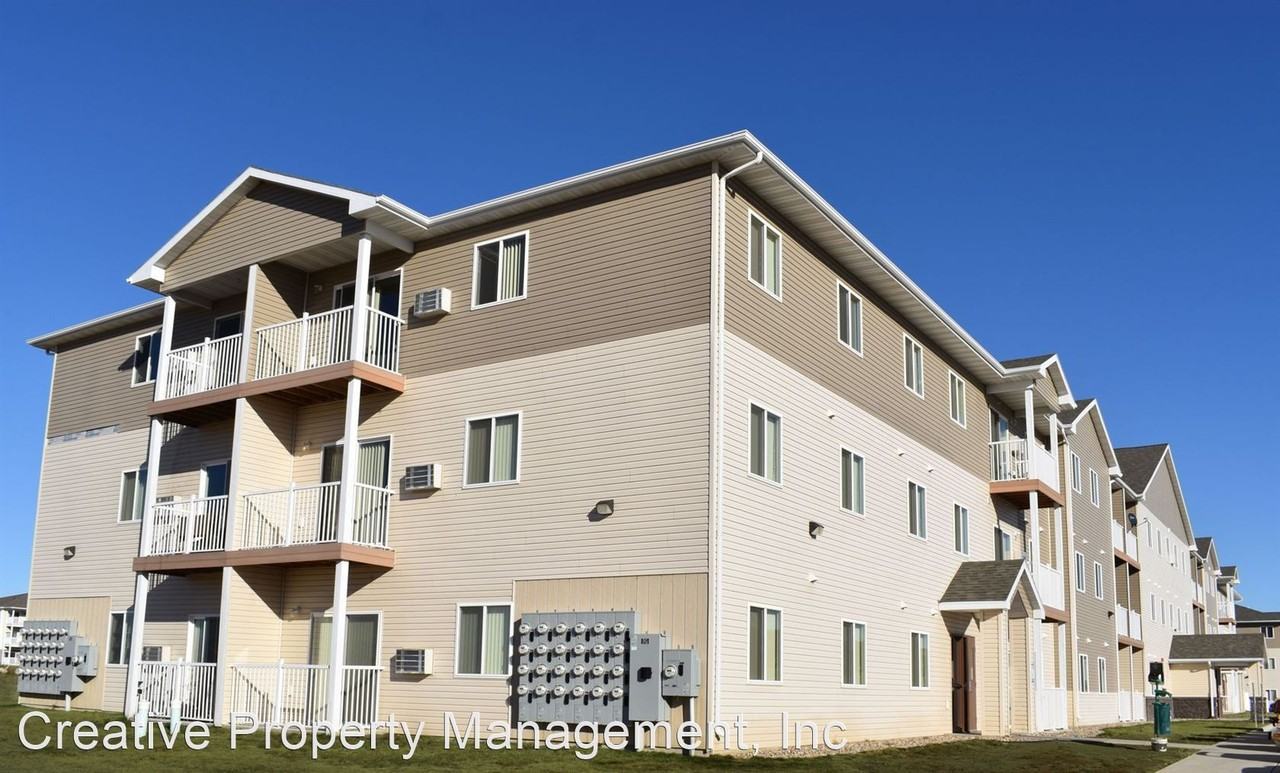 Parkview Apartments - Photo 3 of 30