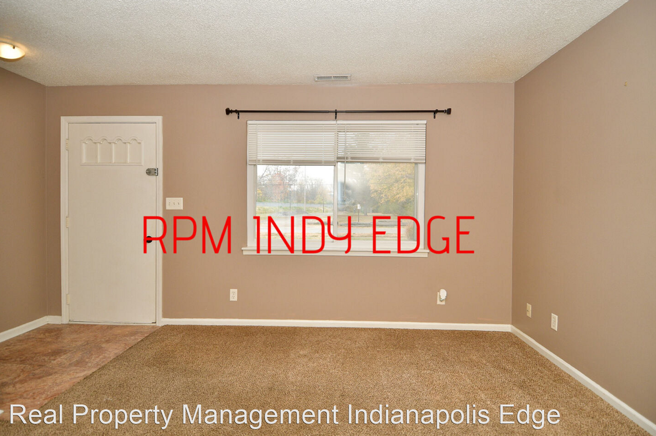 1519 N Mickley Ave - Photo 3 of 18
