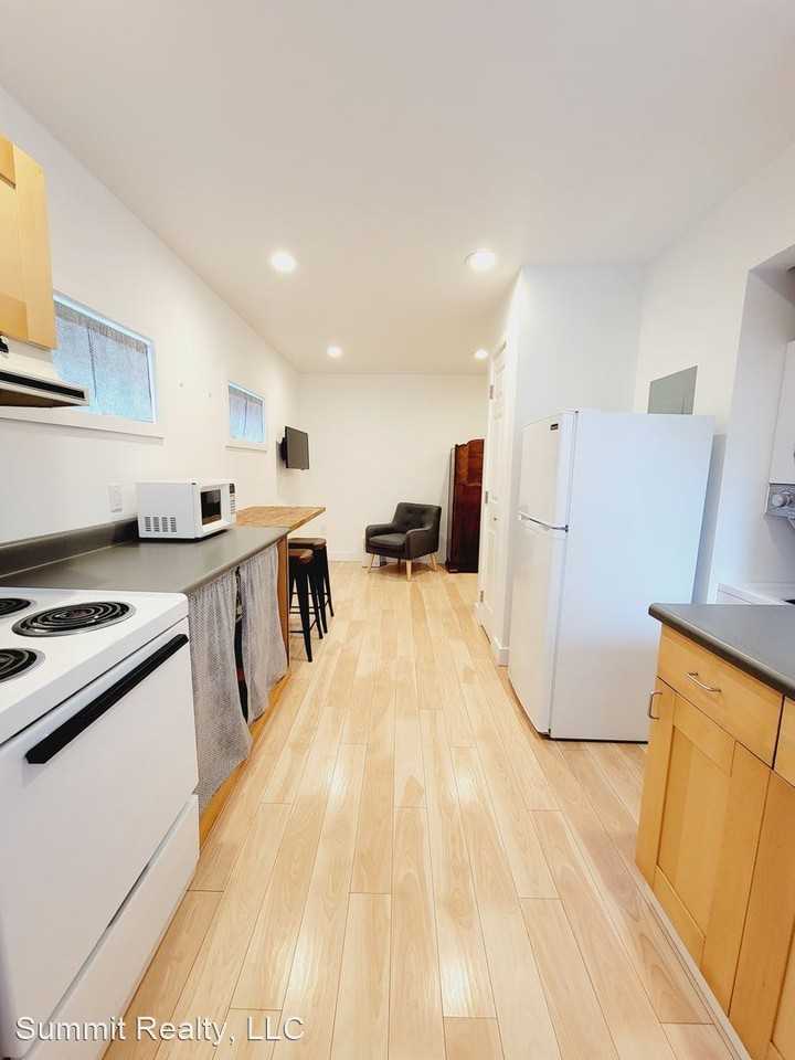 1624 Glacier Ave - Photo 2 of 11