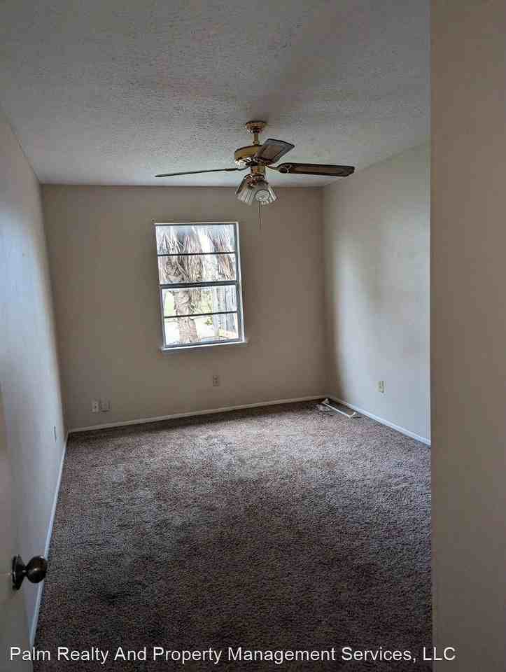 2413 Johnson Dr - Photo 3 of 5