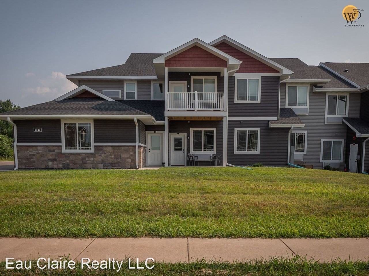 1960 W. 5th St. - Photo 3 of 33