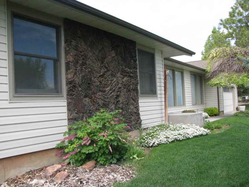 100 Seminole Cir - Photo 3 of 25