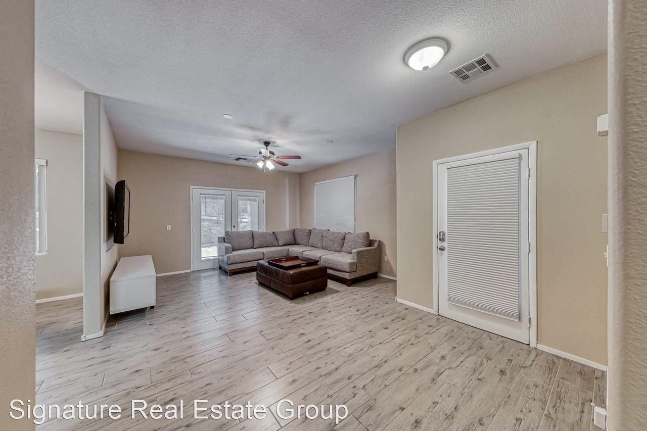 673 Peachy Canyon Cir #103 - Photo 2 of 39