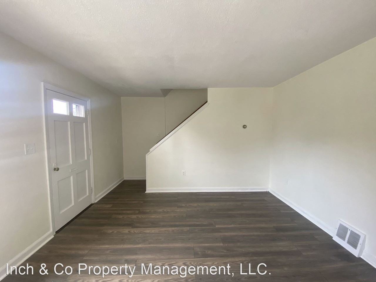 326 W Maple St - Photo 2 of 22