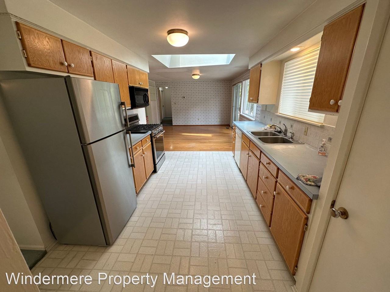 519 Clark Rd - Photo 3 of 25