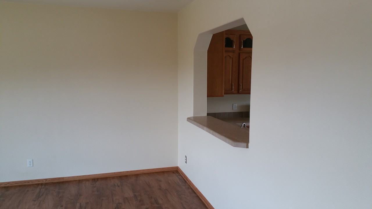 2218 - 2222 Thompson Drive - Photo 2 of 25