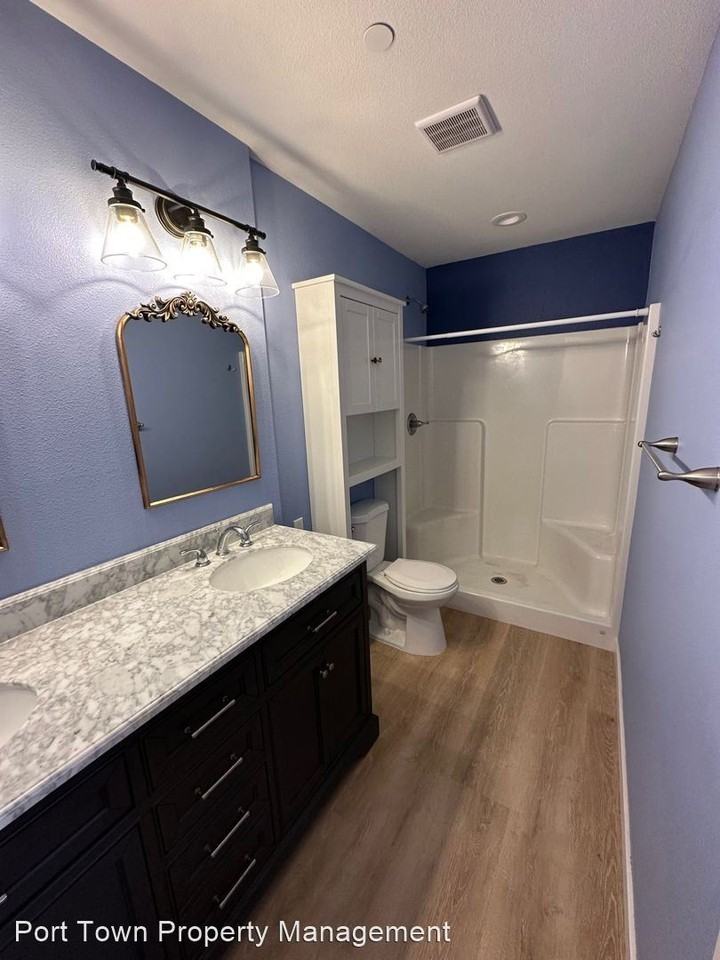 1578 Se Honeysuckle Loop - Photo 2 of 9