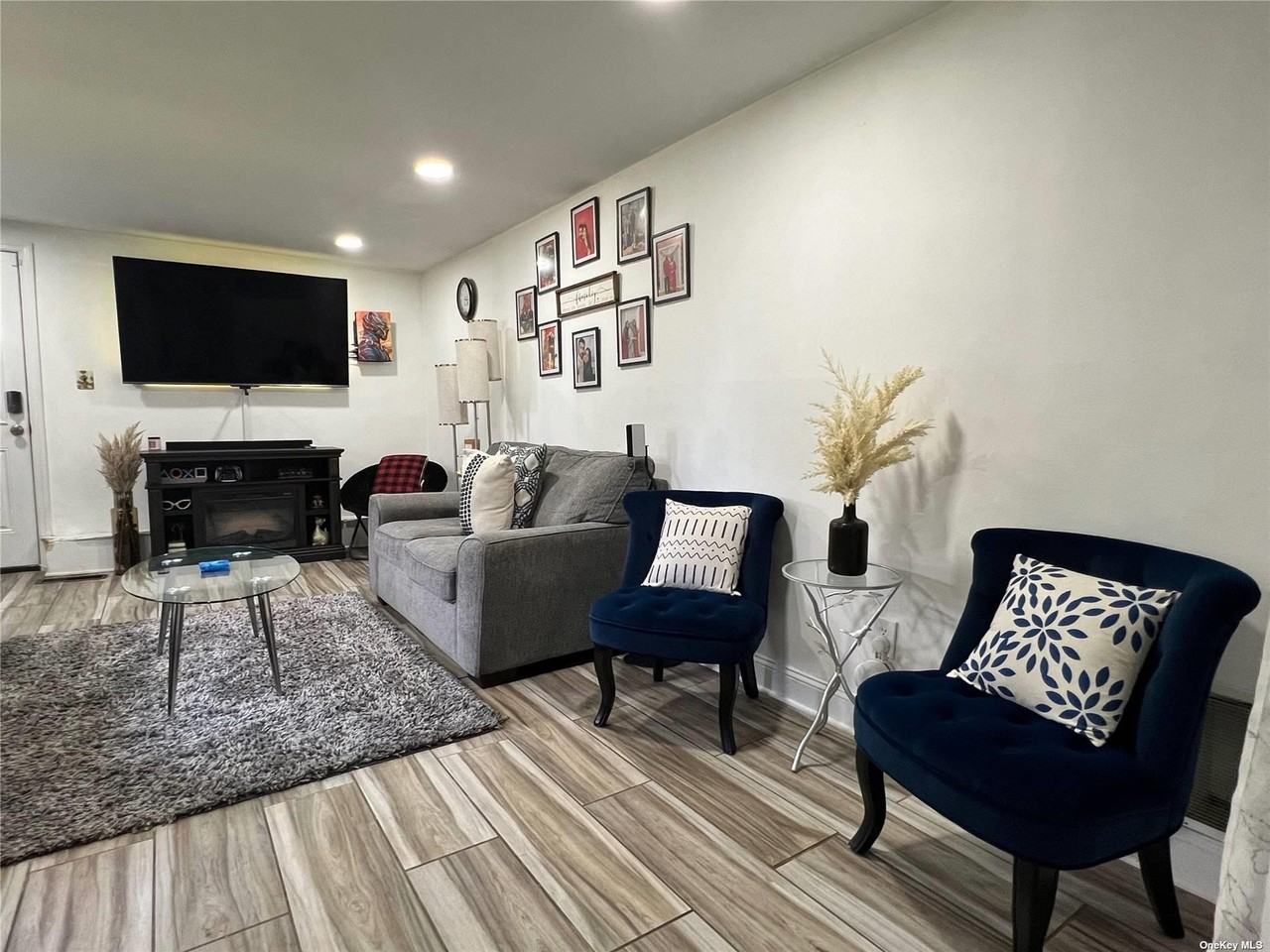 367 Grand Blvd - Photo 2 of 15