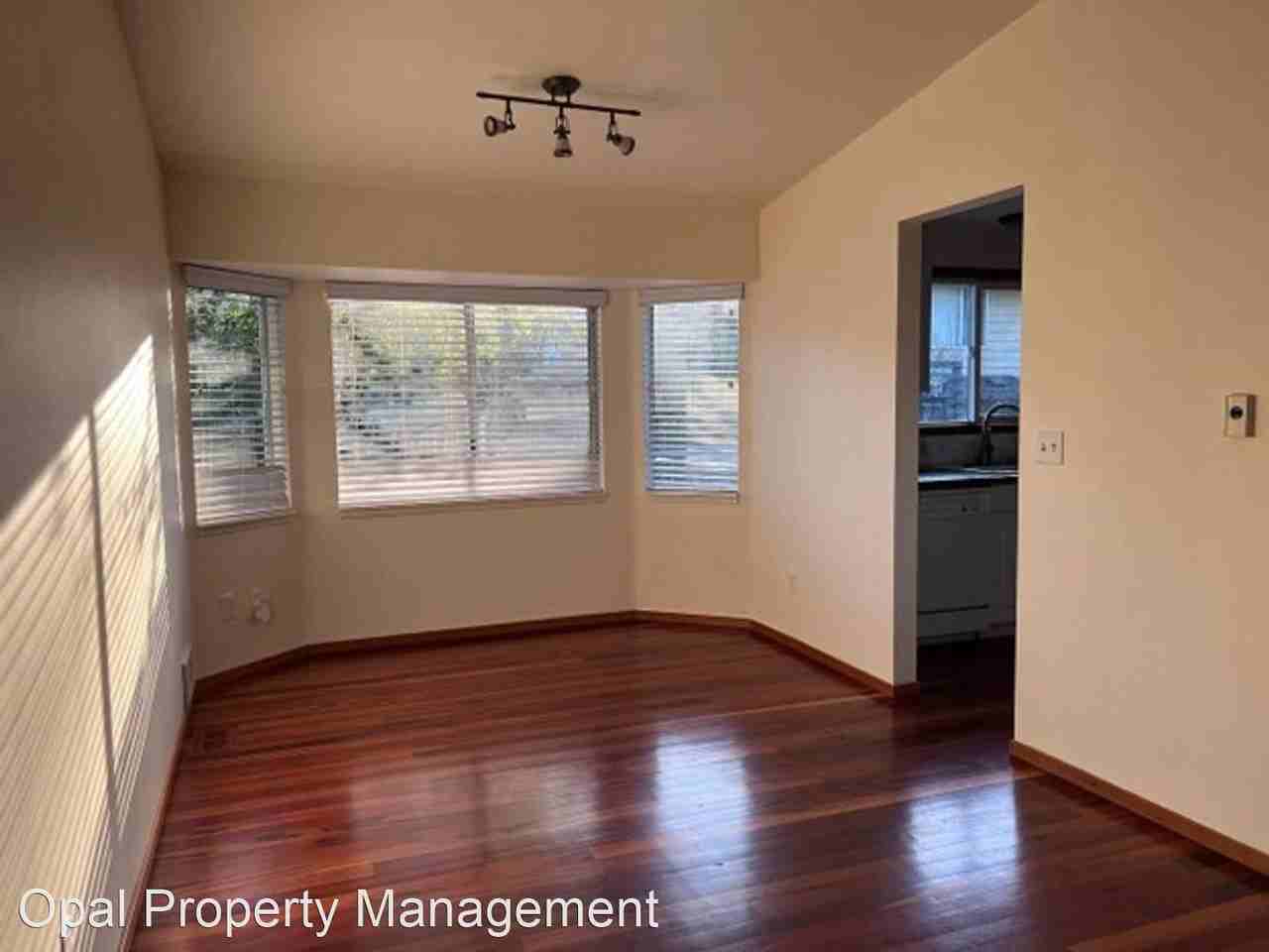 23217 Ne 10th Pl - Photo 3 of 16