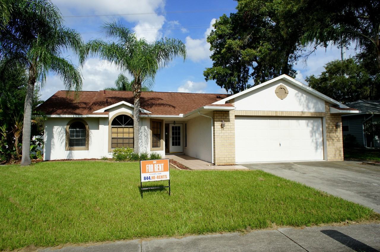 7824 Glascow Dr - Photo 2 of 19