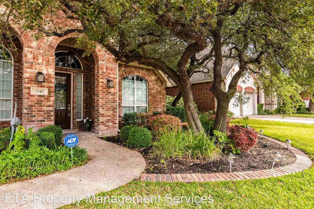 2240 Fernspring Dr - Photo 2 of 35