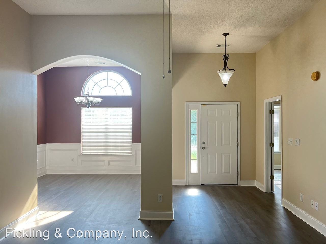 101 Mallards Landing Dr - Photo 2 of 31