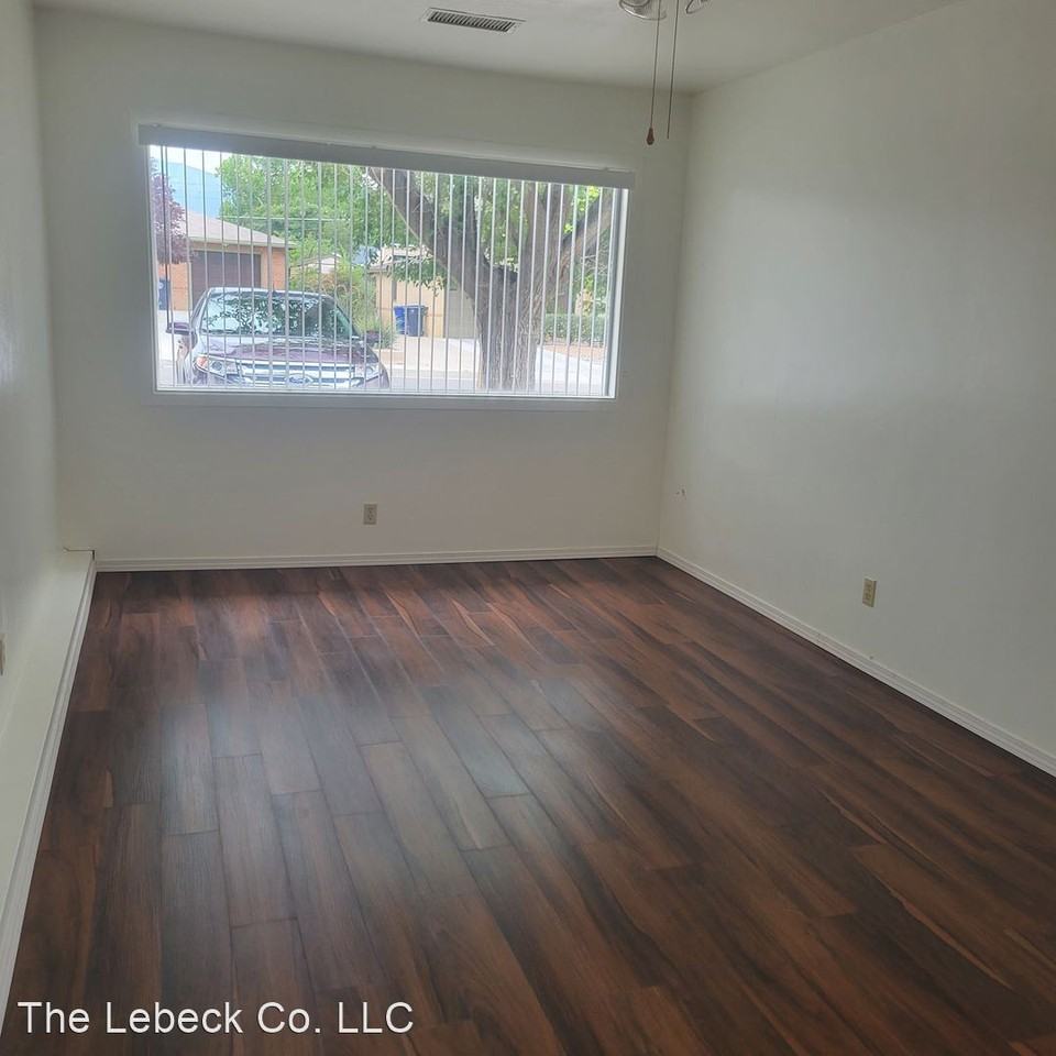 2109 Hendola Dr Ne - Photo 3 of 27