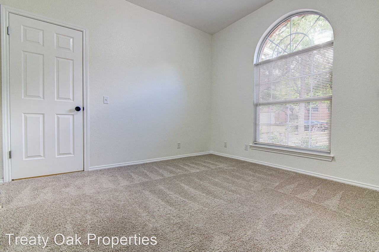 9009 Colberg Dr - Photo 3 of 22