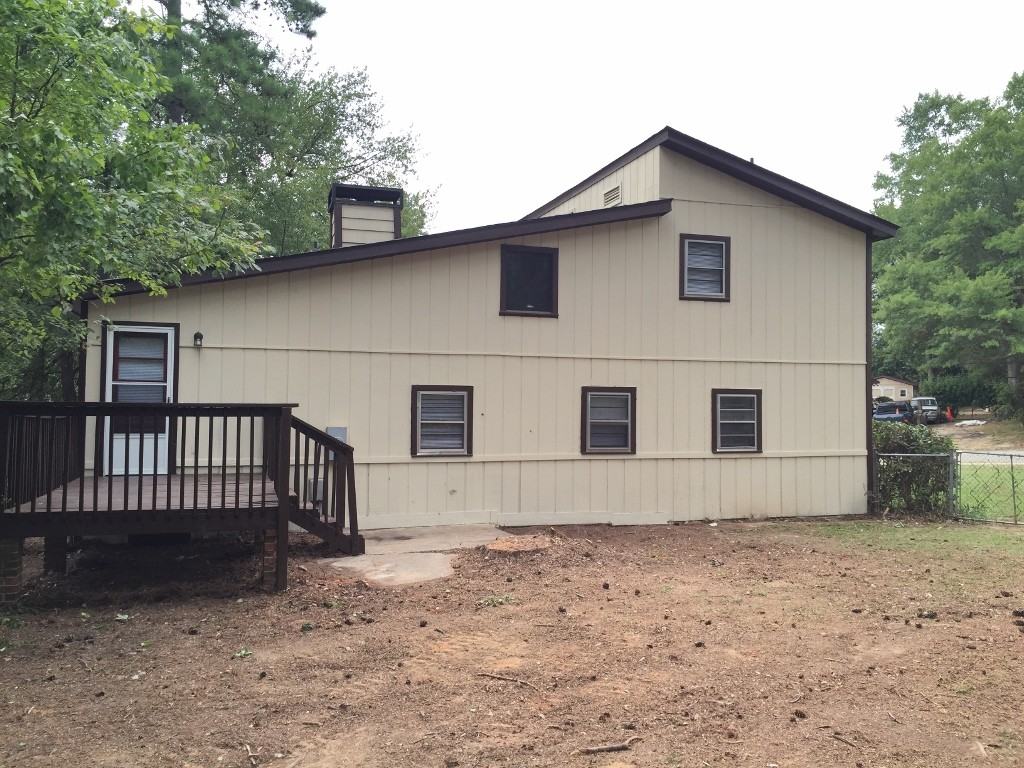 137 Ashbourne Rd - Photo 3 of 23