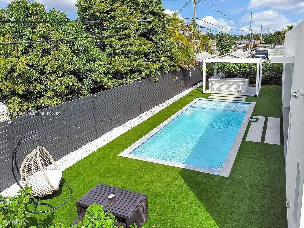 11315 Sw 43rd Ln Fl 33165 - Photo 2 of 15