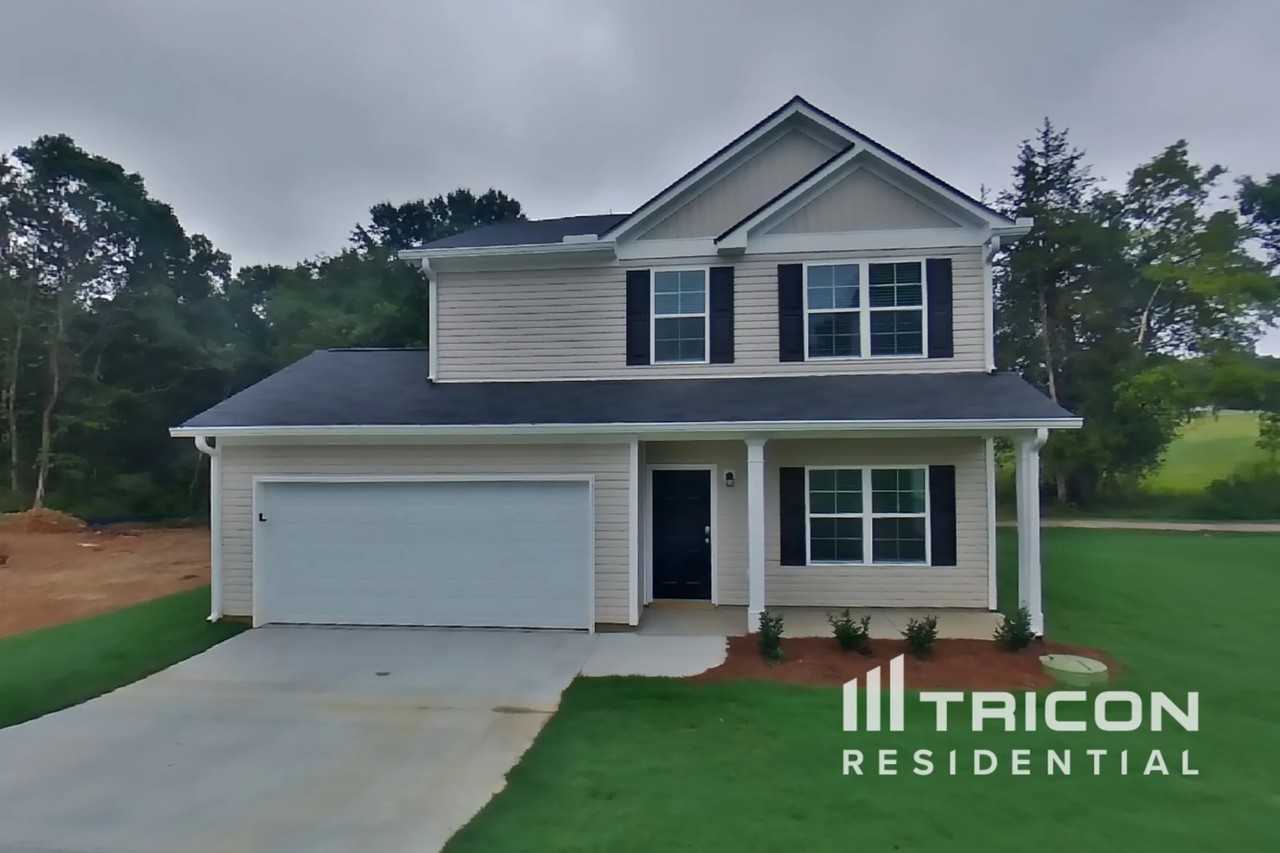 110 Highland Dr - Photo 2 of 18
