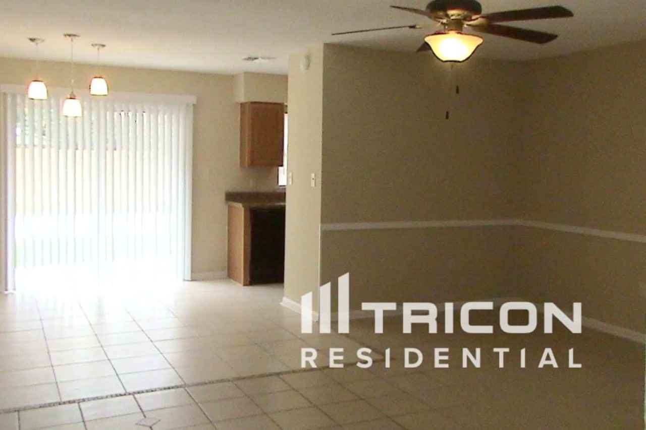 1405 Wanda St - Photo 3 of 15