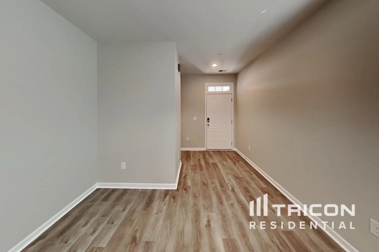 134 Victory Cir - Photo 2 of 16