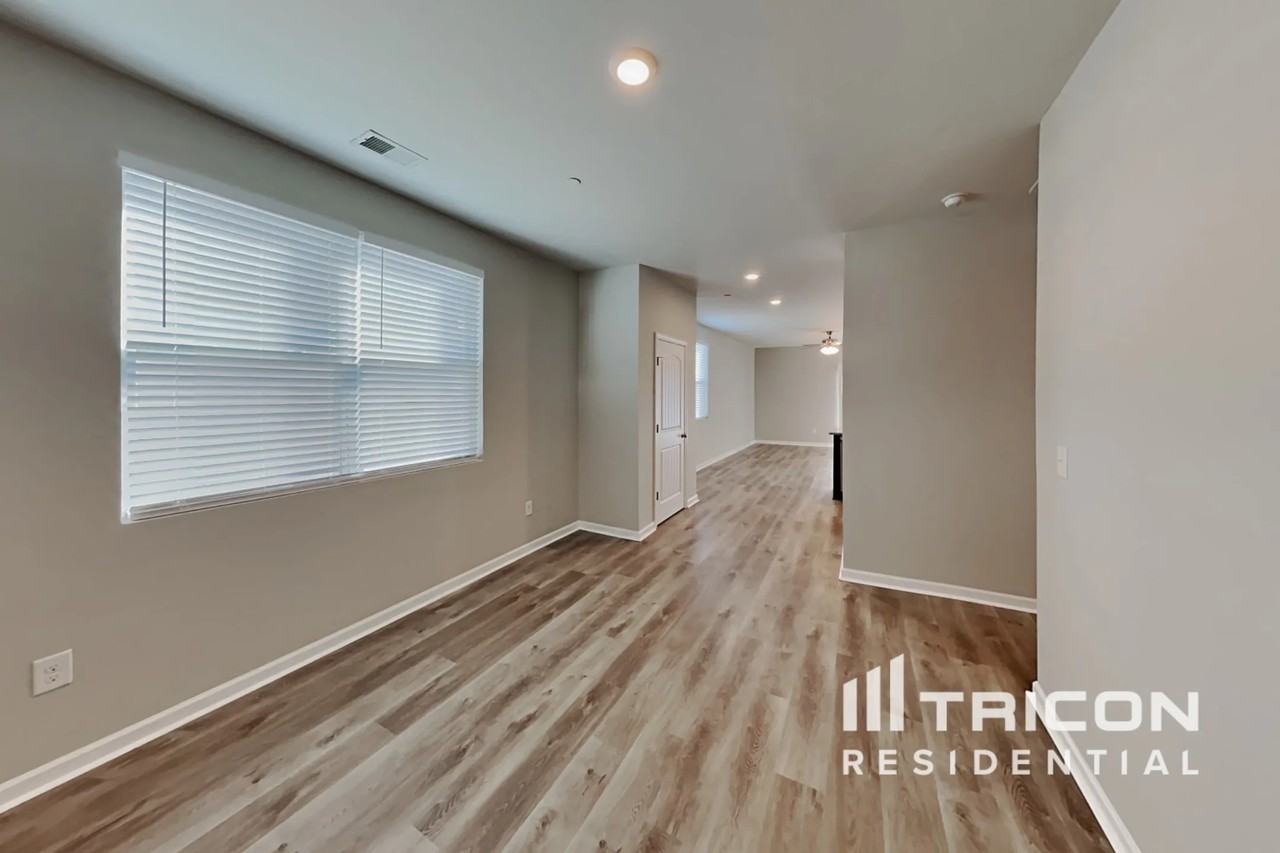 134 Victory Cir - Photo 3 of 16