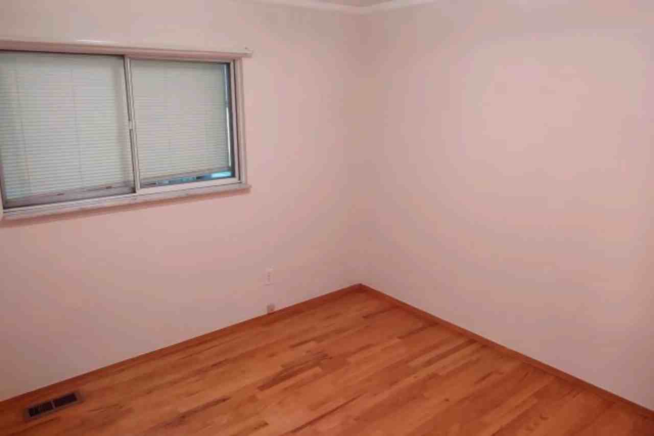 27917 Walker Ave - Photo 2 of 20