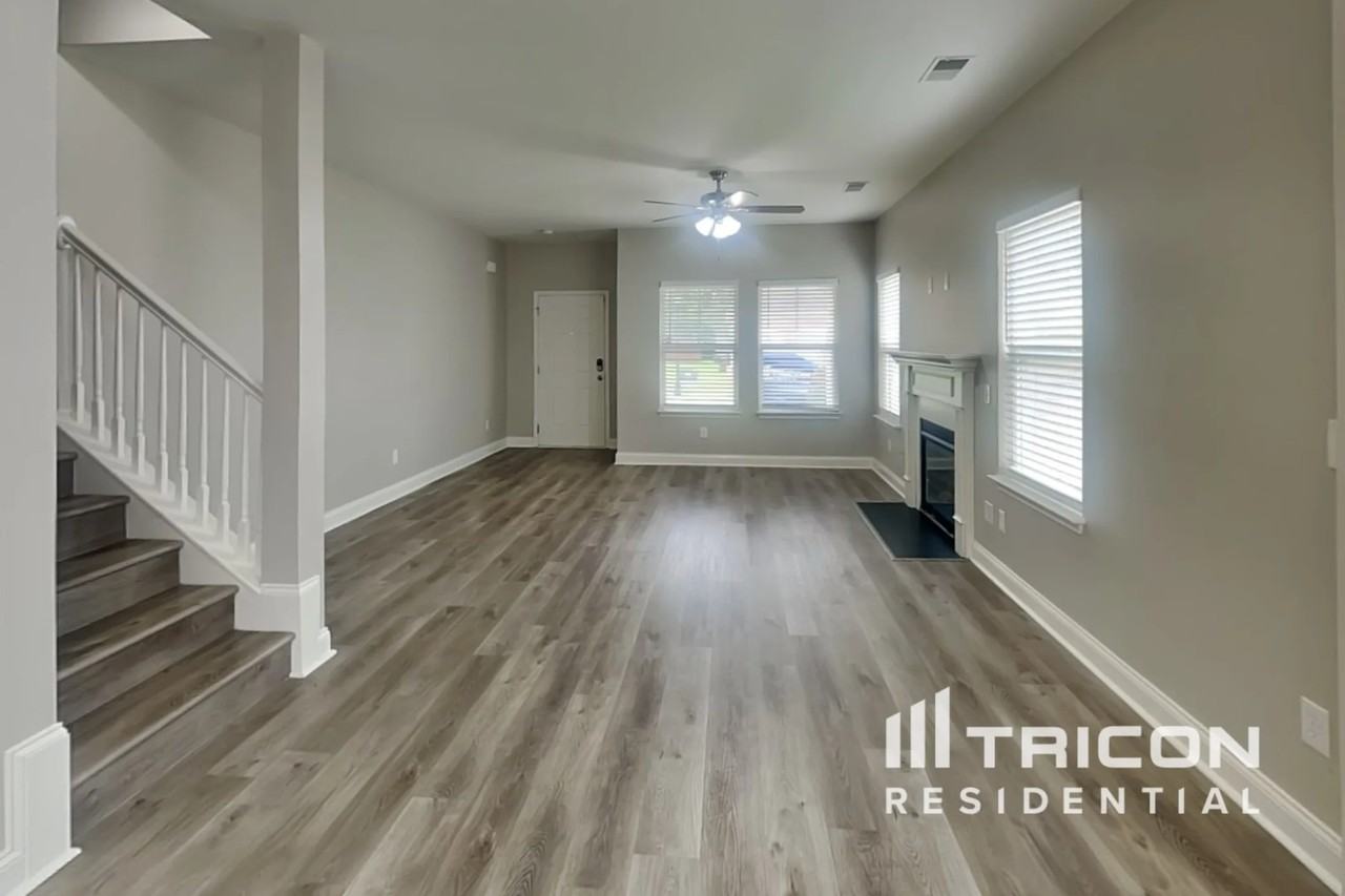 3349 Brome Ln - Photo 3 of 36