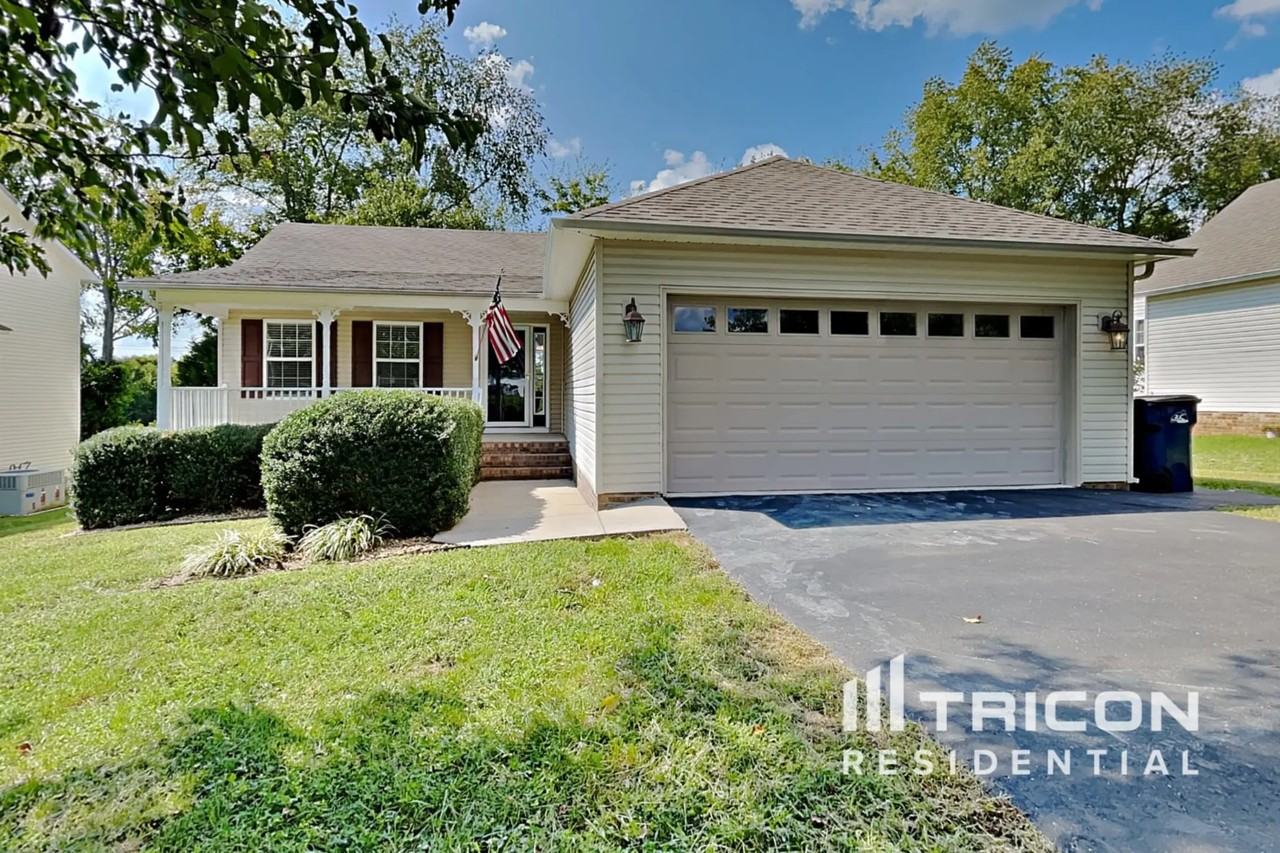 1936 Littleton Ct - Photo 2 of 16