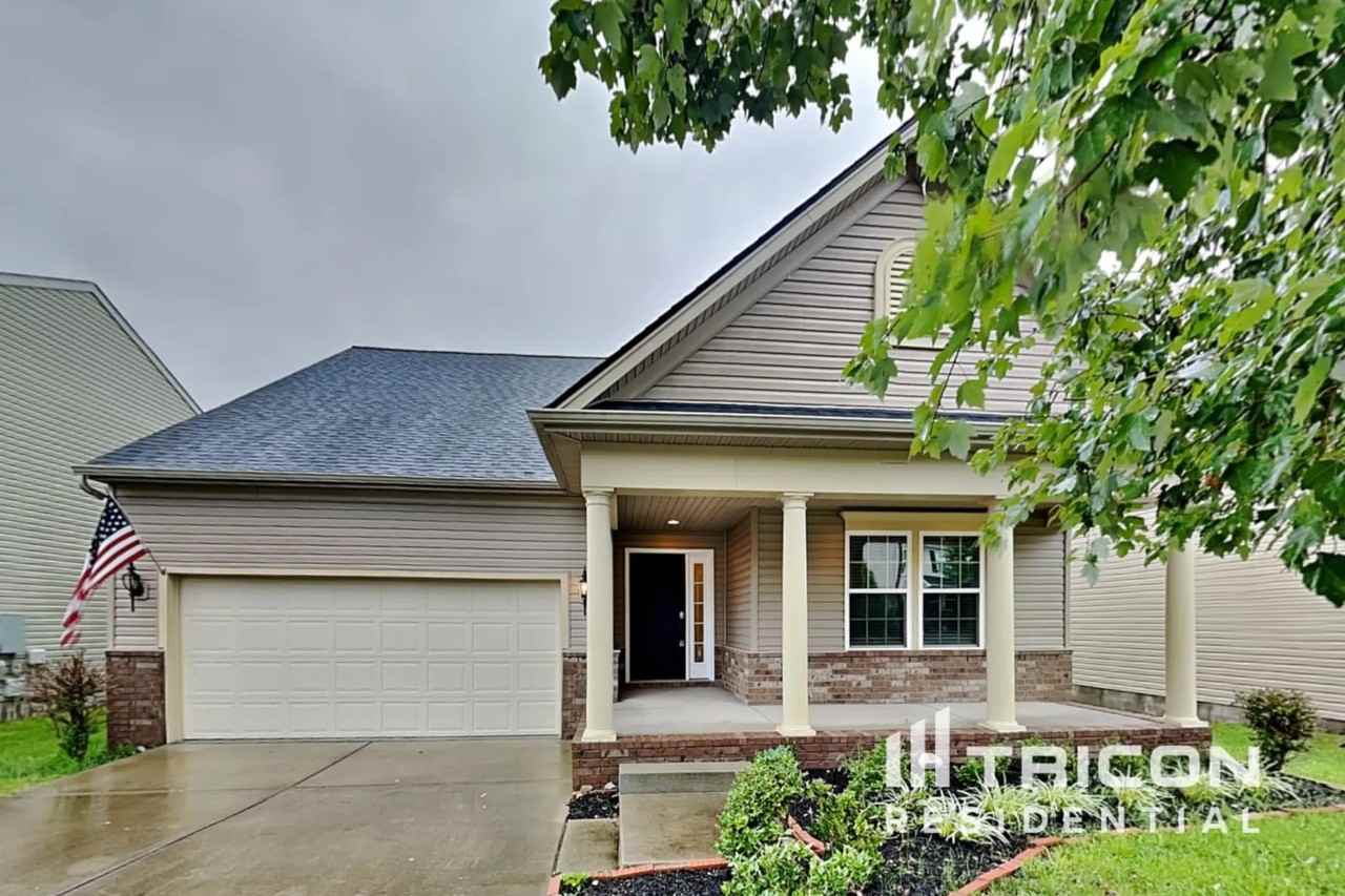 1312 Scarcroft Ln - Photo 2 of 17