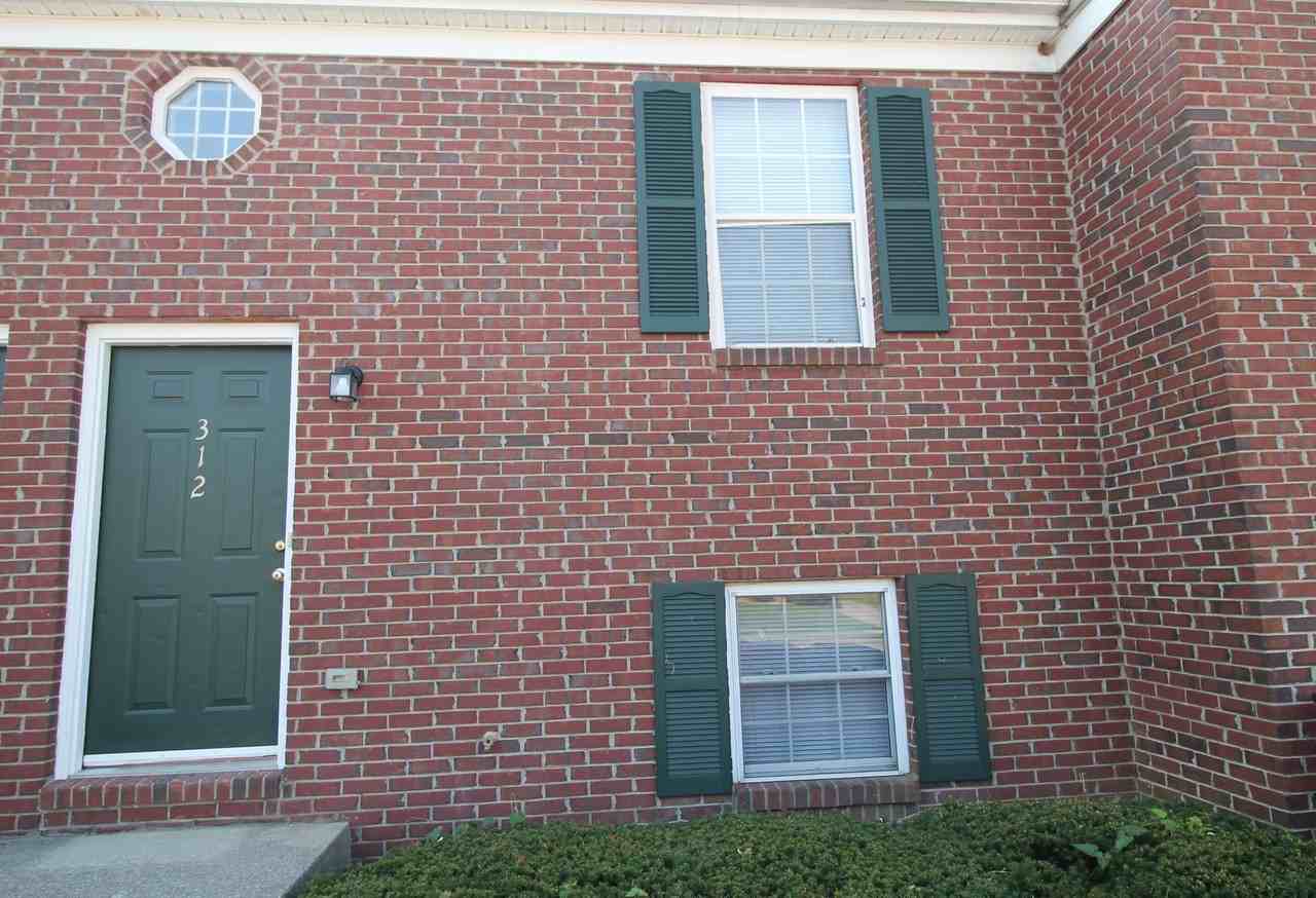 312 Lakeview Dr, Nicholasville, KY 40356 2 Bedroom Apartment for 900