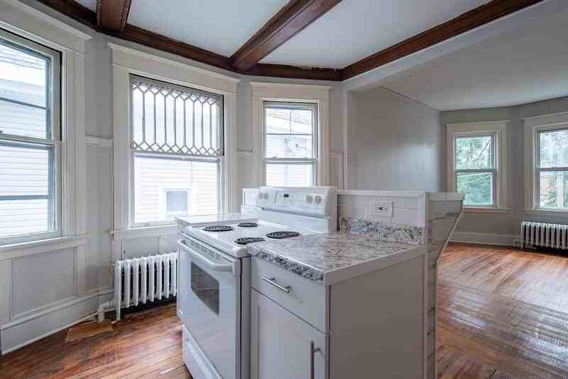 433 Hamilton St - Photo 5 of 27