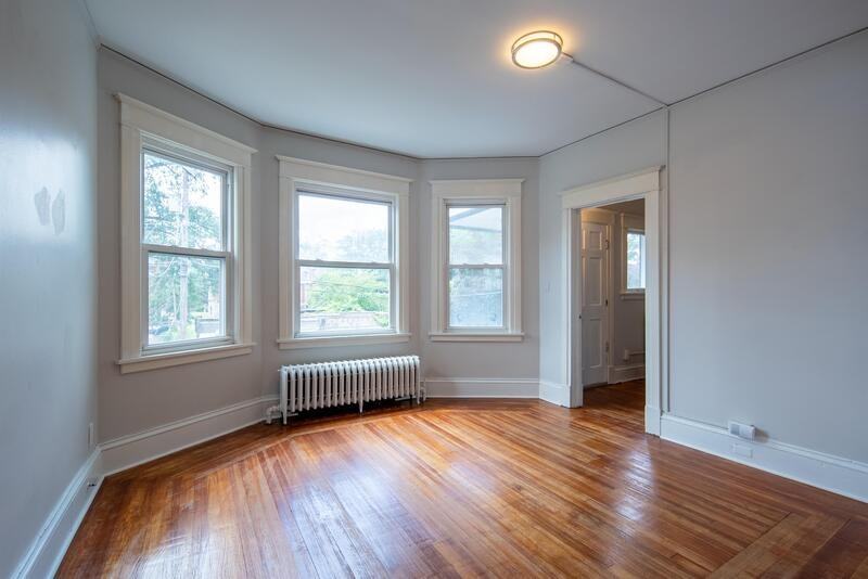 433 Hamilton St - Photo 7 of 27