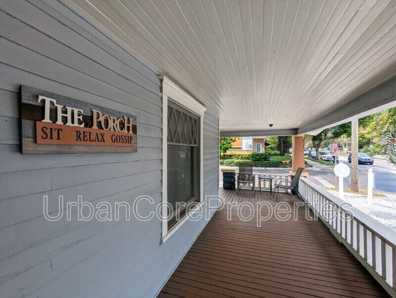 643 2nd St N #8 - Photo 2 of 11