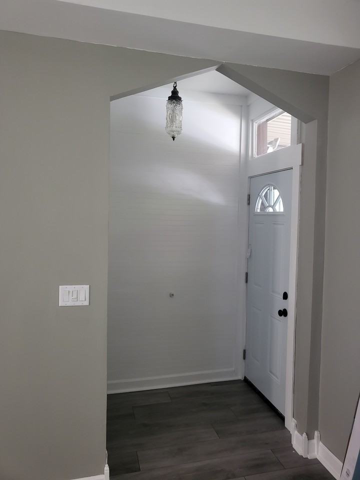 7642 S Drexel Ave #1stFL - Photo 2 of 8