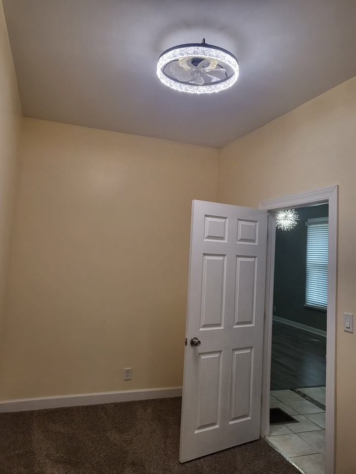 7642 S Drexel Ave #1stFL - Photo 5 of 8