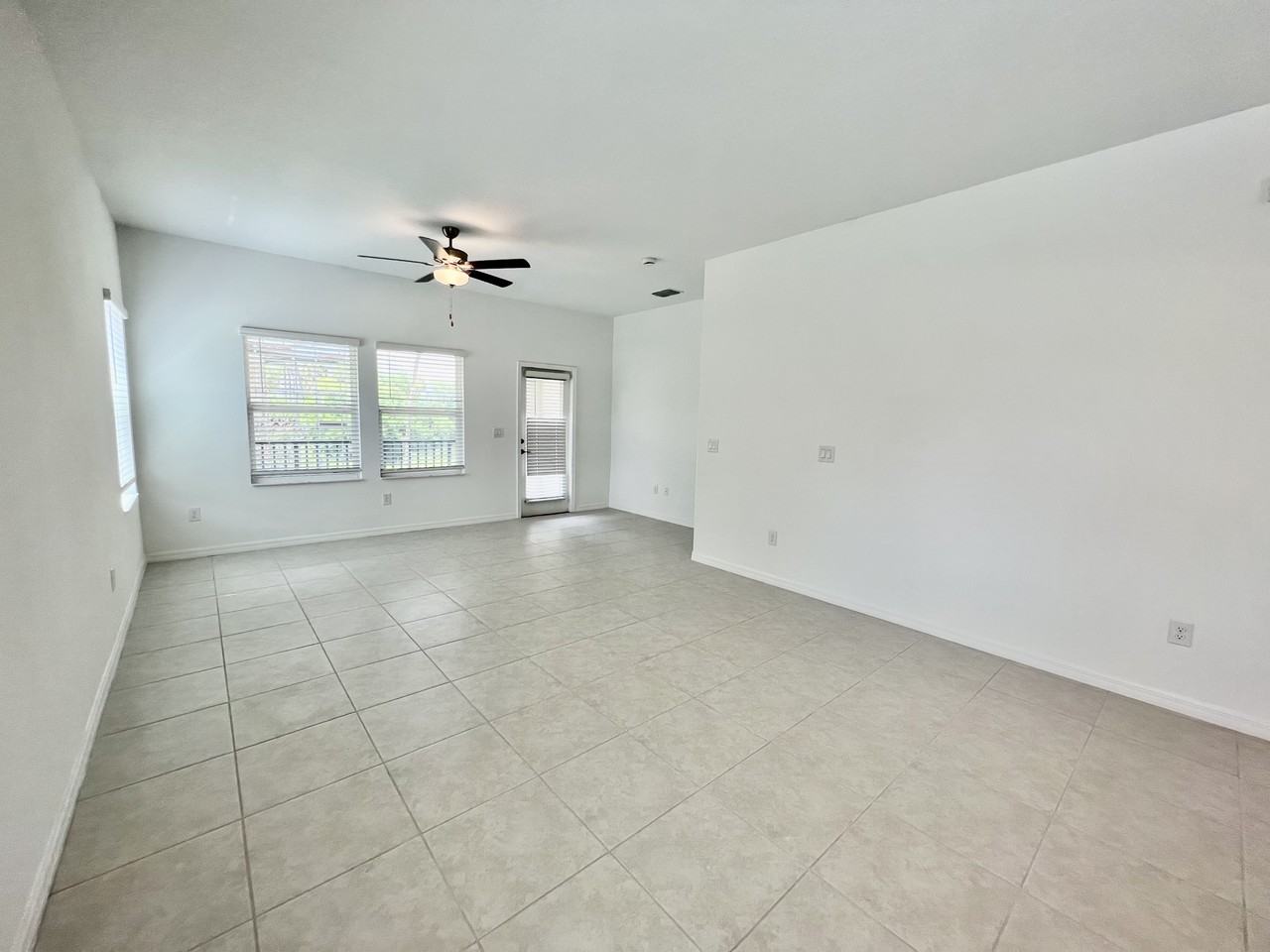 4704 Tuscan Loon Dr - Photo 5 of 29