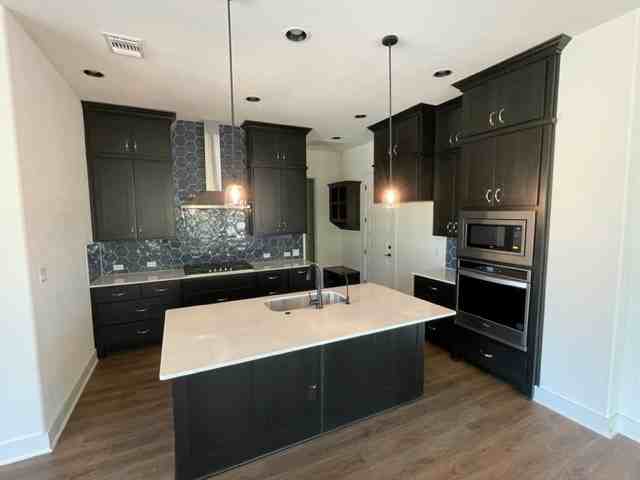 137 Limestone Dr - Photo 4 of 18