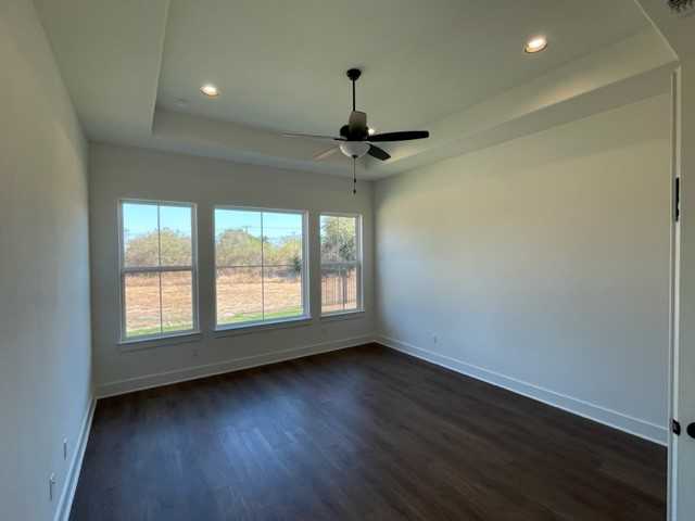 137 Limestone Dr - Photo 7 of 18