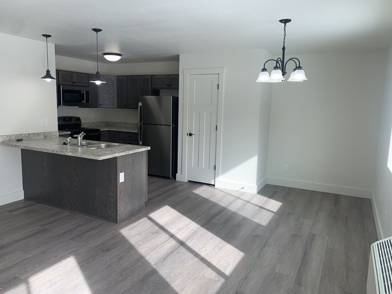 1698 Bull Run - Photo 2 of 11