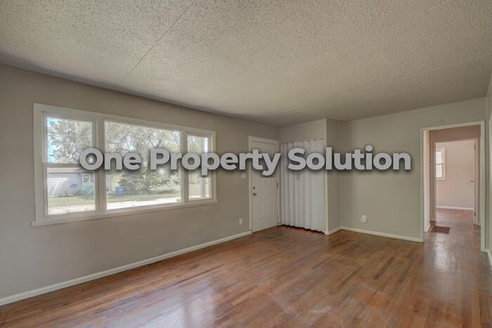 5225 W 3rd Ave - Photo 3 of 20