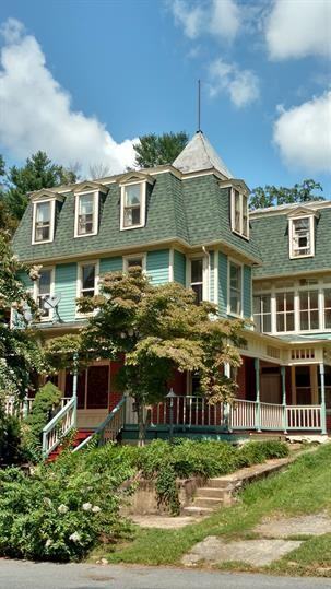 707 E Potomac St - Photo 2 of 6