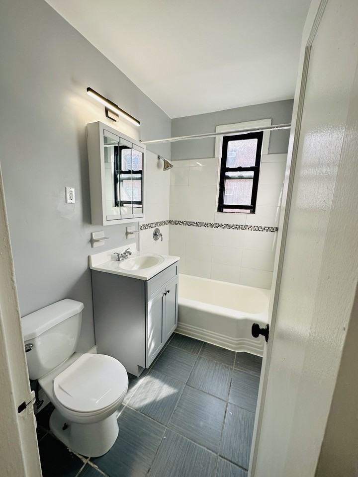 4 Chestnut Street #203 - Photo 7 of 11