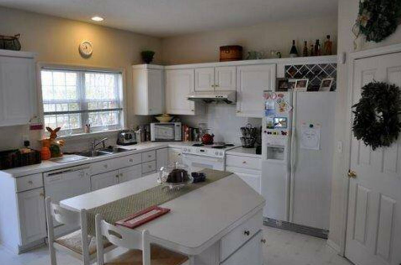 4369 Southern Oak Dr - Photo 2 of 6