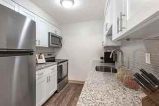 Crossroads Apartment and Townhomes - Photo 1 of 1