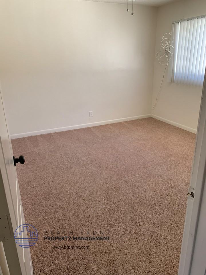 2800 W. 141st Pl. - Photo 5 of 13