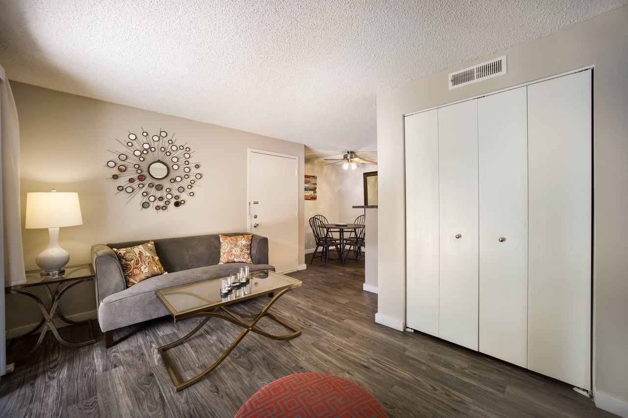 Windmill Apartments - Photo 5 of 31