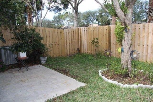 Porta Leona Ln - Photo 2 of 8