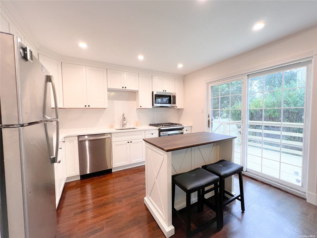 309 Wicks Ave - Photo 2 of 21