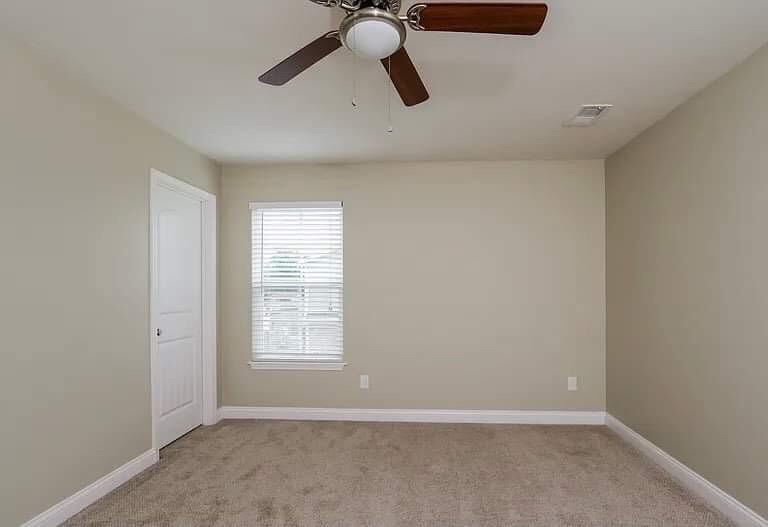 9825 Valley Farms Blvd - Photo 2 of 7