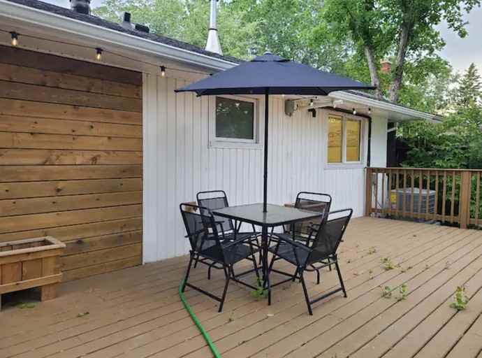 159 Lorne St N - Photo 2 of 25