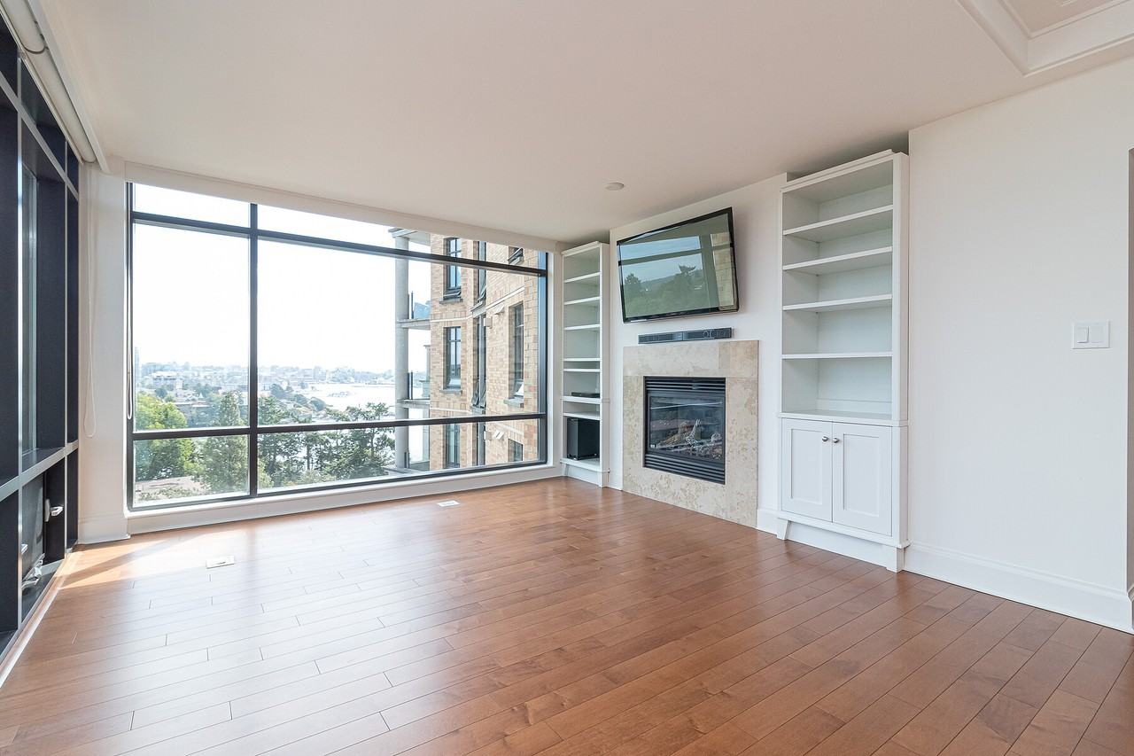 845 Dunsmuir Rd - Photo 3 of 50